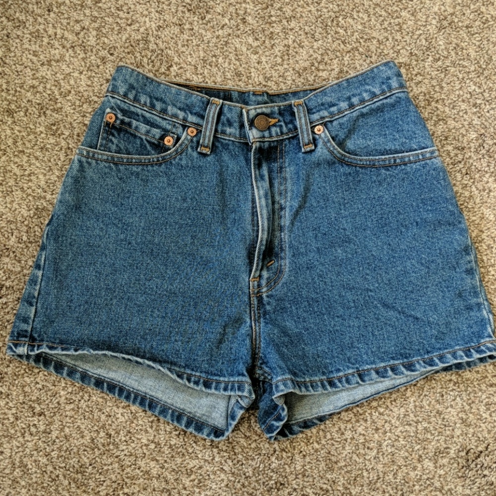 Levis High Waisted 512 Shorts